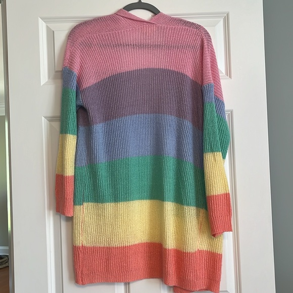 Cardigan with Lots of Spring Colors - Picture 5 of 8